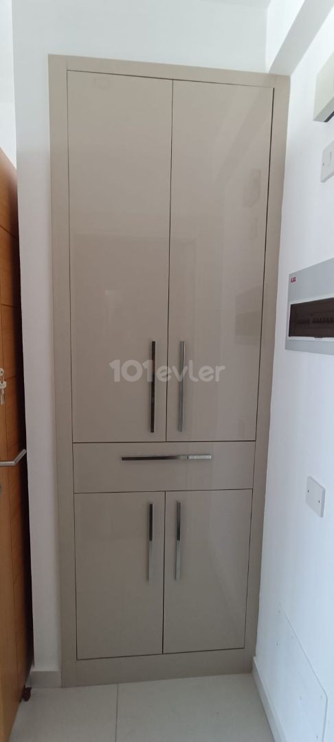 GİRNE YENİ LİMAN BÖLGESİNDE 3+1 LUX SATILIK DAİRE