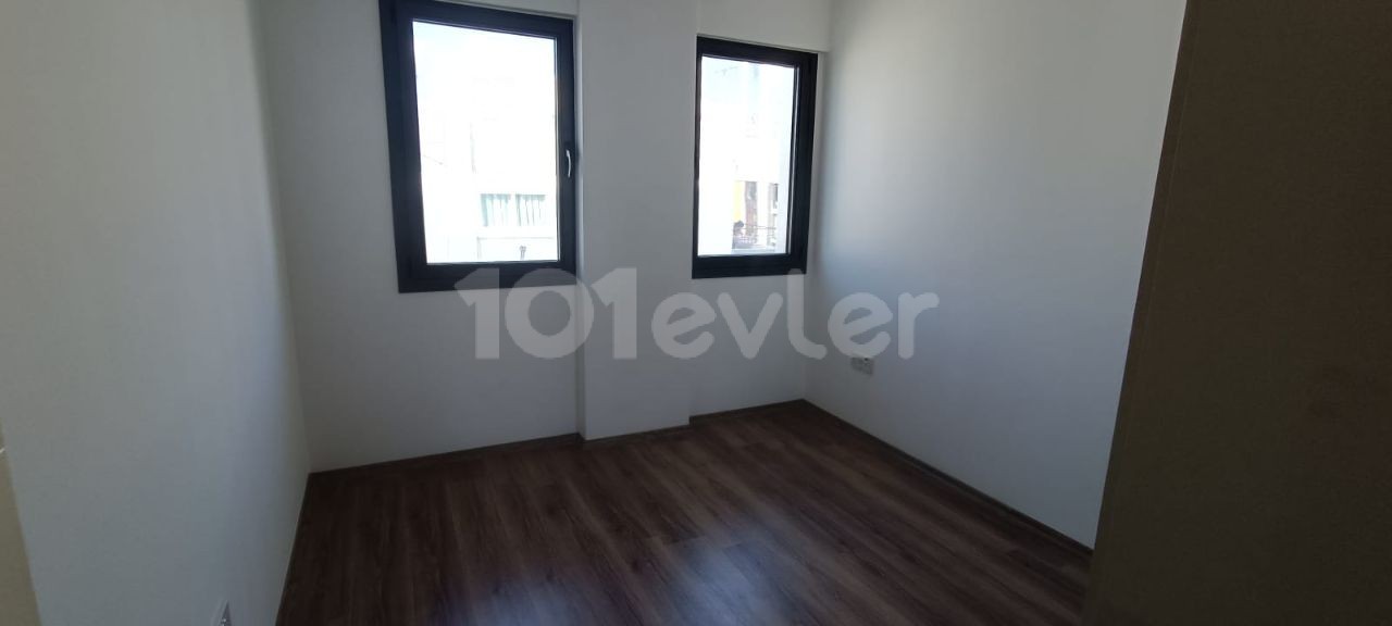 GİRNE YENİ LİMAN BÖLGESİNDE 3+1 LUX SATILIK DAİRE