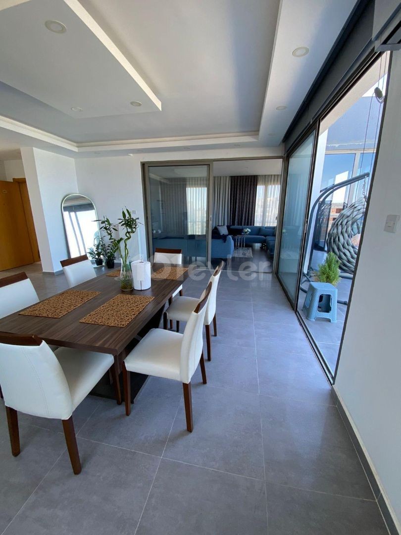 GİRNE YENİ LİMAN BÖLGESİNDE FULL DENİZ MANZARALI 2+1 LUX PENTHOUSE DAİRE