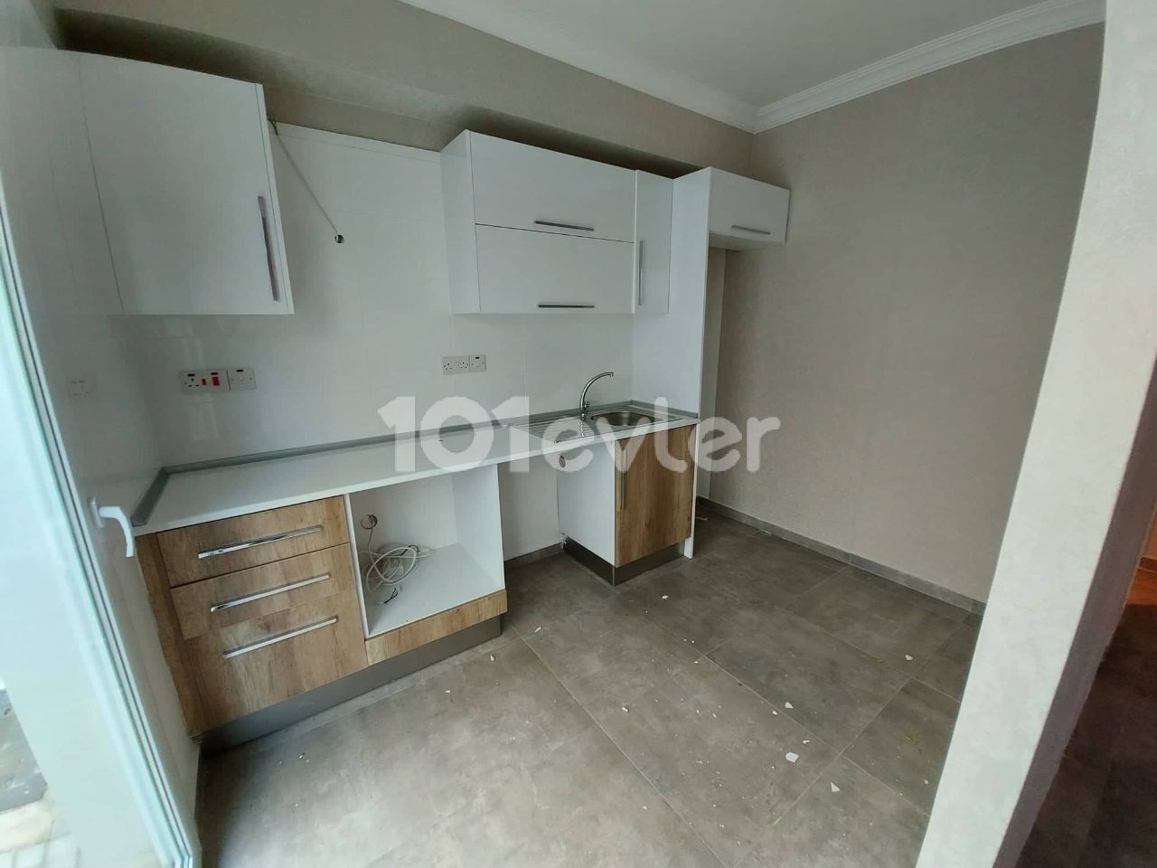 Shop To Rent in Girne Merkez, Kyrenia