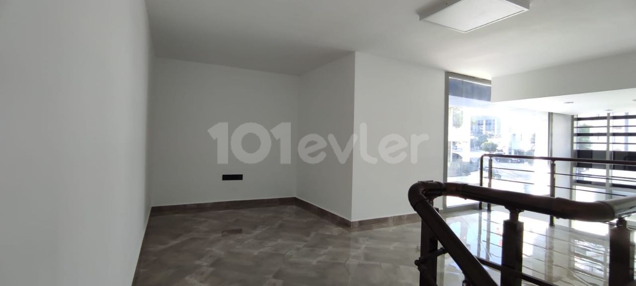 GİRNE MERKEZ'DE  60 M2 DÜKKAN KİRALIK DAİRE