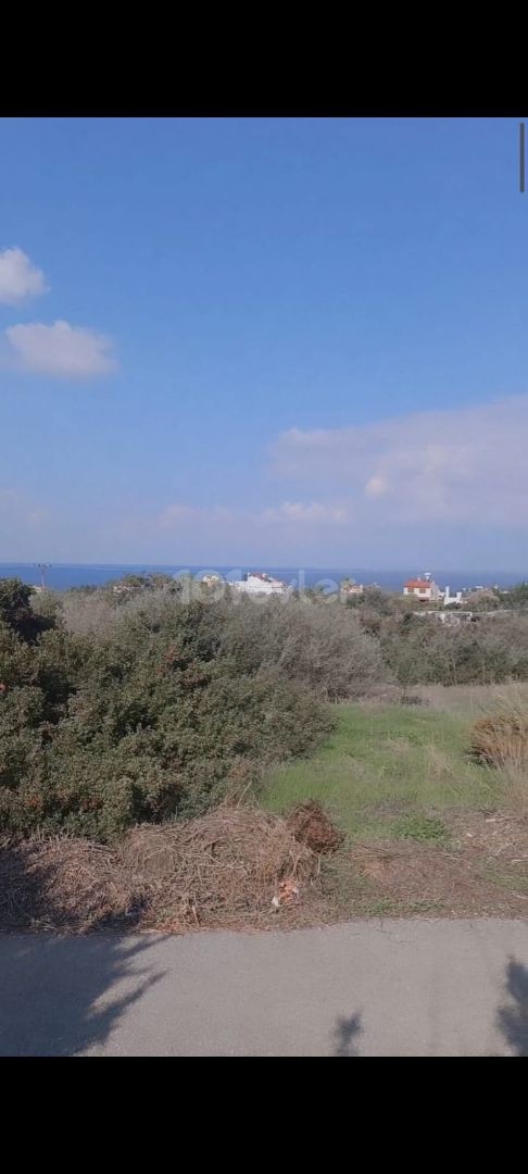 Residential Zoned Plot For Sale in Karşıyaka, Kyrenia