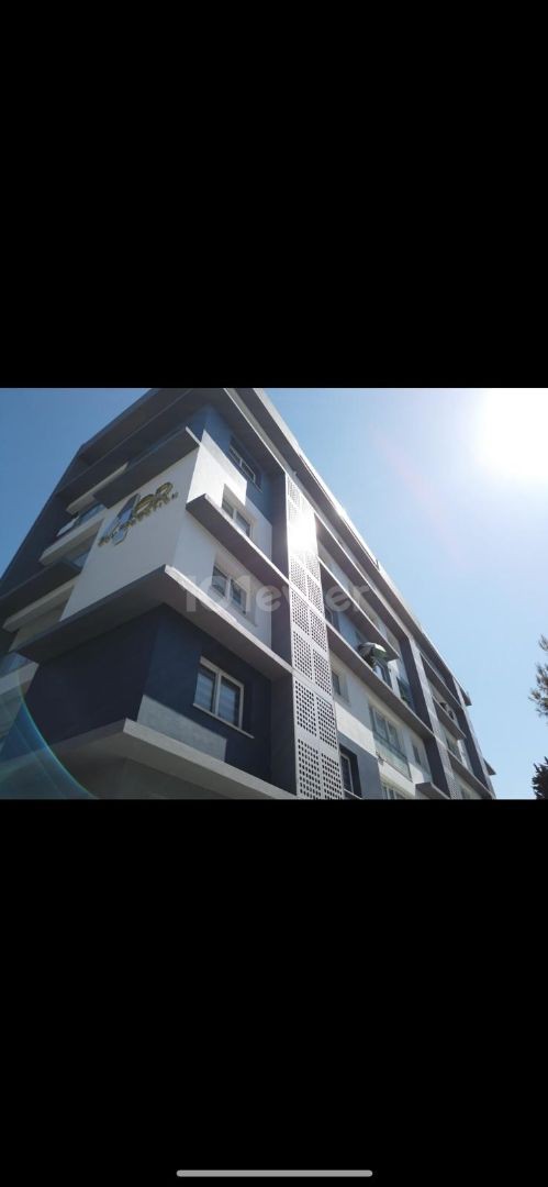 MAĞUSA D﻿UMLUPINAR'DA 2+1 SATILIK DAİRE