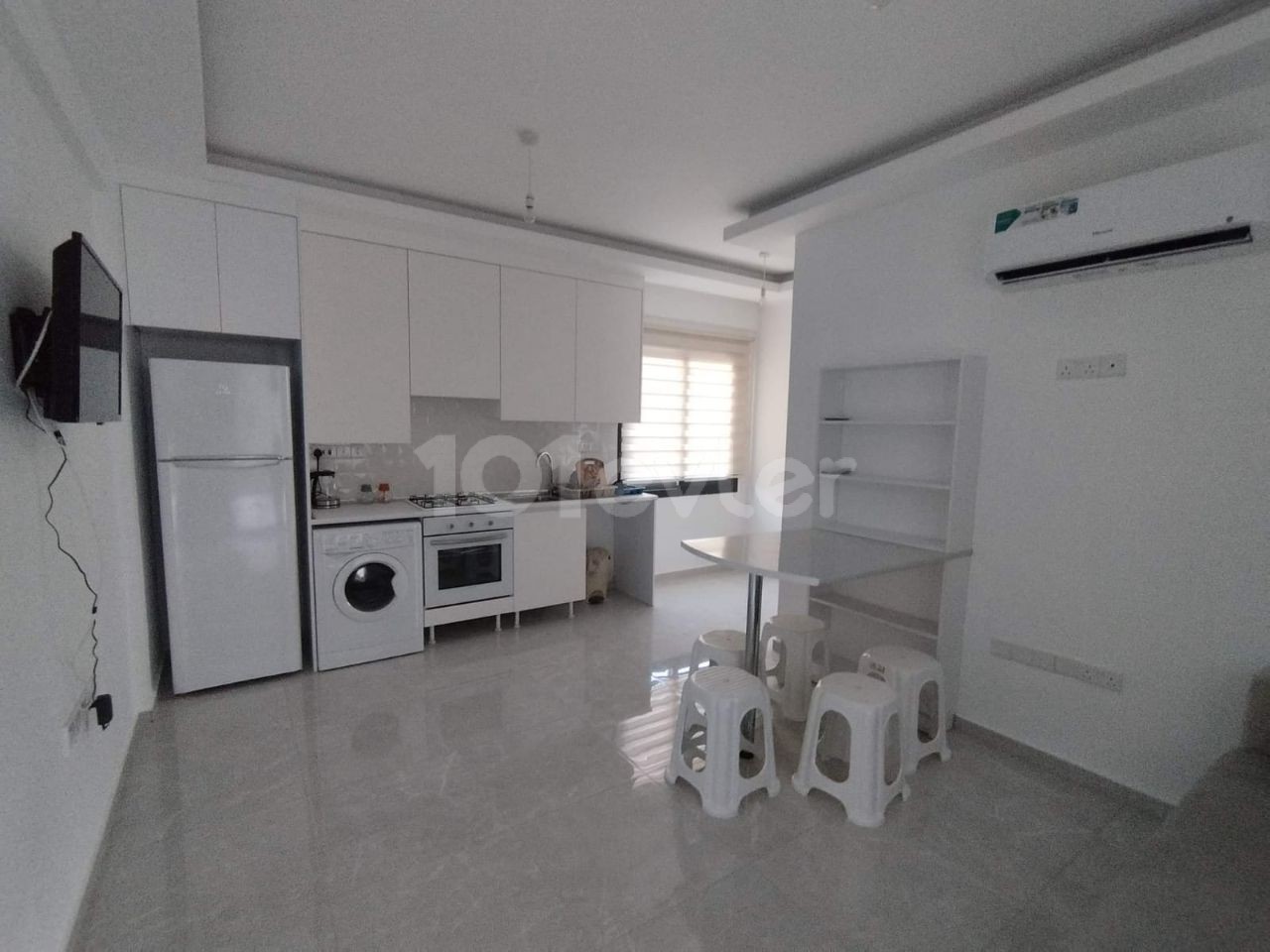 GİRNE ALSANCAK BÖLGESİNDE 1+1 EŞYALI KİRALIK DAİRE  