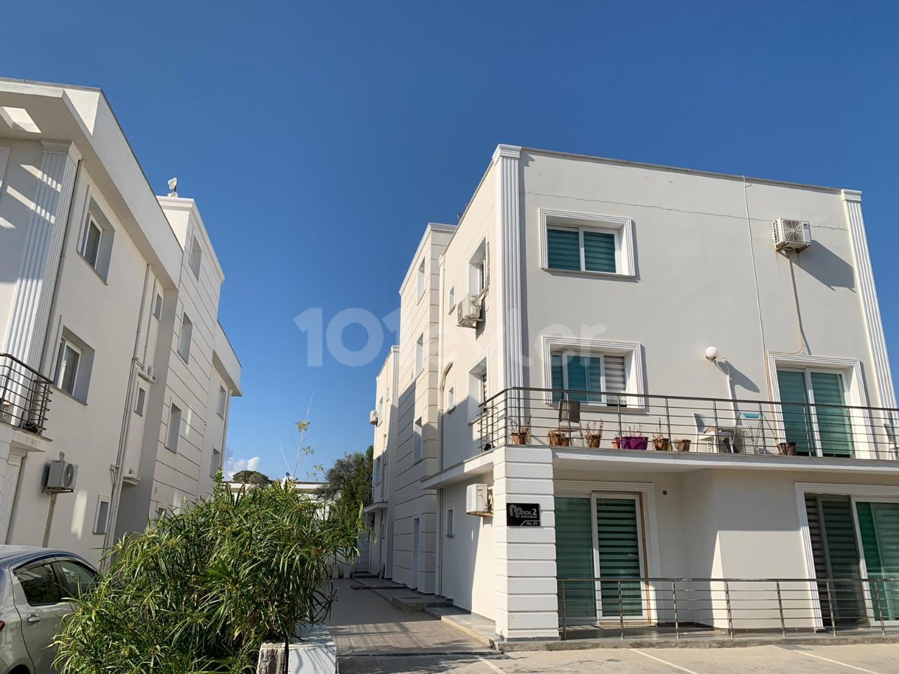 Flat For Sale in Zeytinlik, Kyrenia