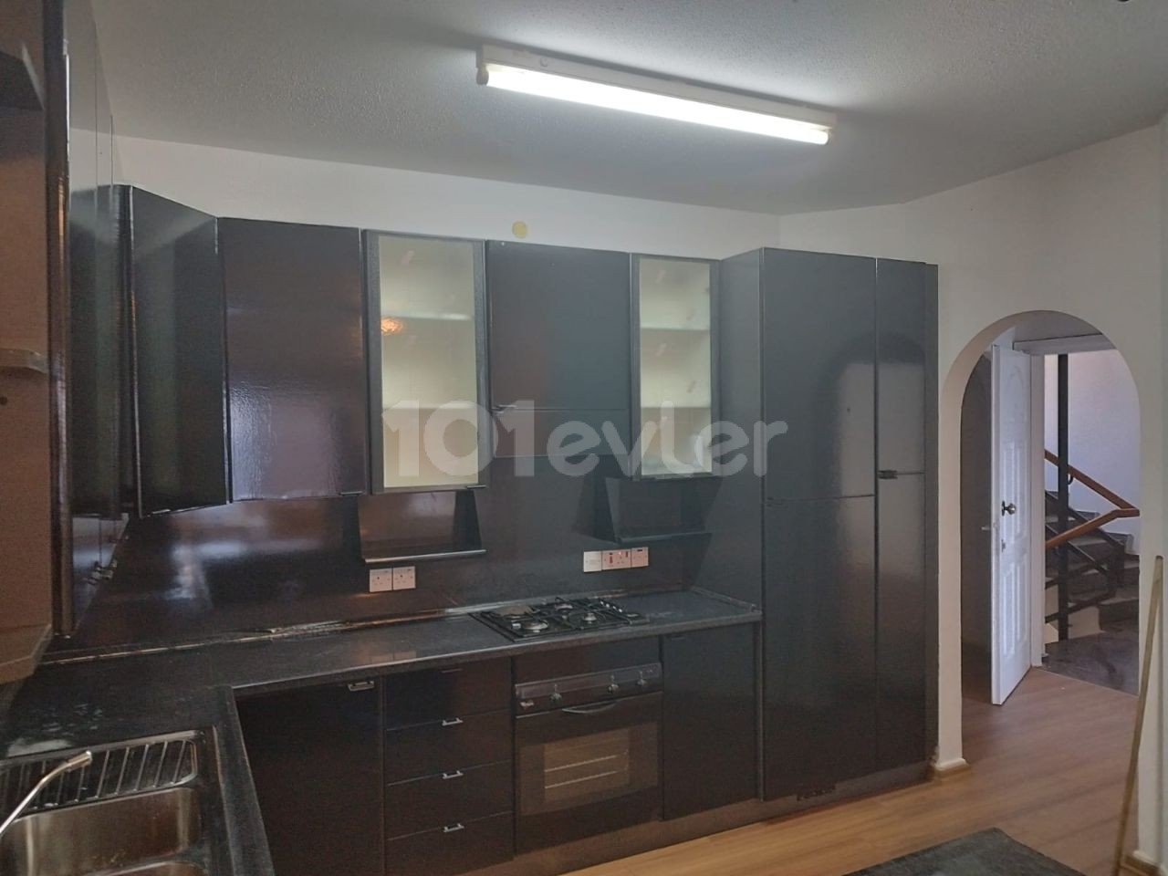 Flat To Rent in Girne Merkez, Kyrenia