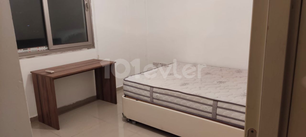 Flat To Rent in Girne Merkez, Kyrenia