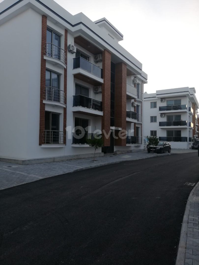 2+1 85m2 WOHNUNG IN ALSANCAK, KYRENIA