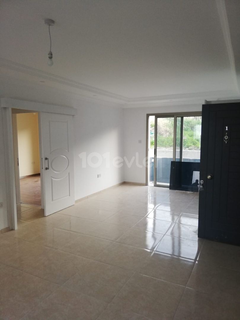 GİRNE ALSANCAK'TA  2+1 85m2 DAİRE