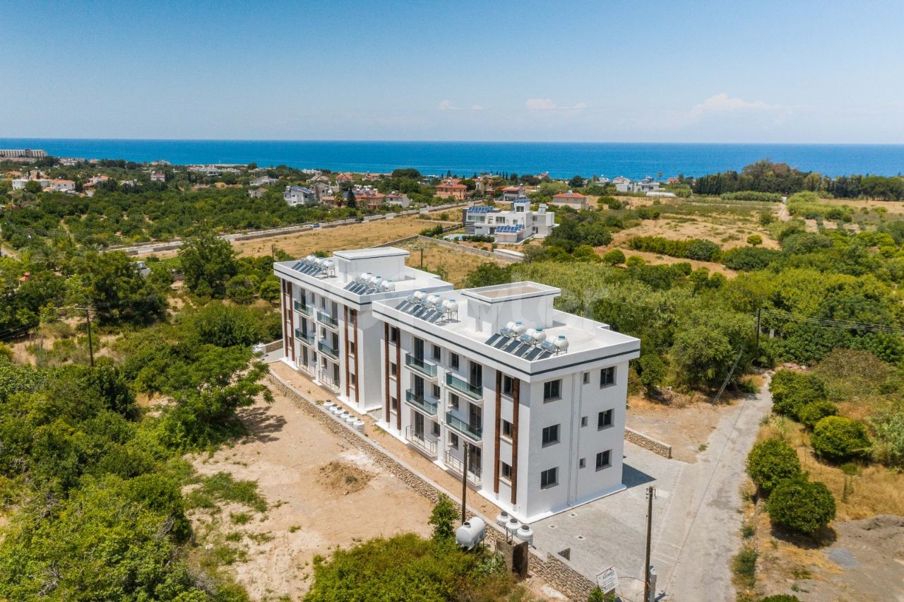 2+1 85m2 WOHNUNG ZUM VERKAUF IN KYRENIA LAPTA