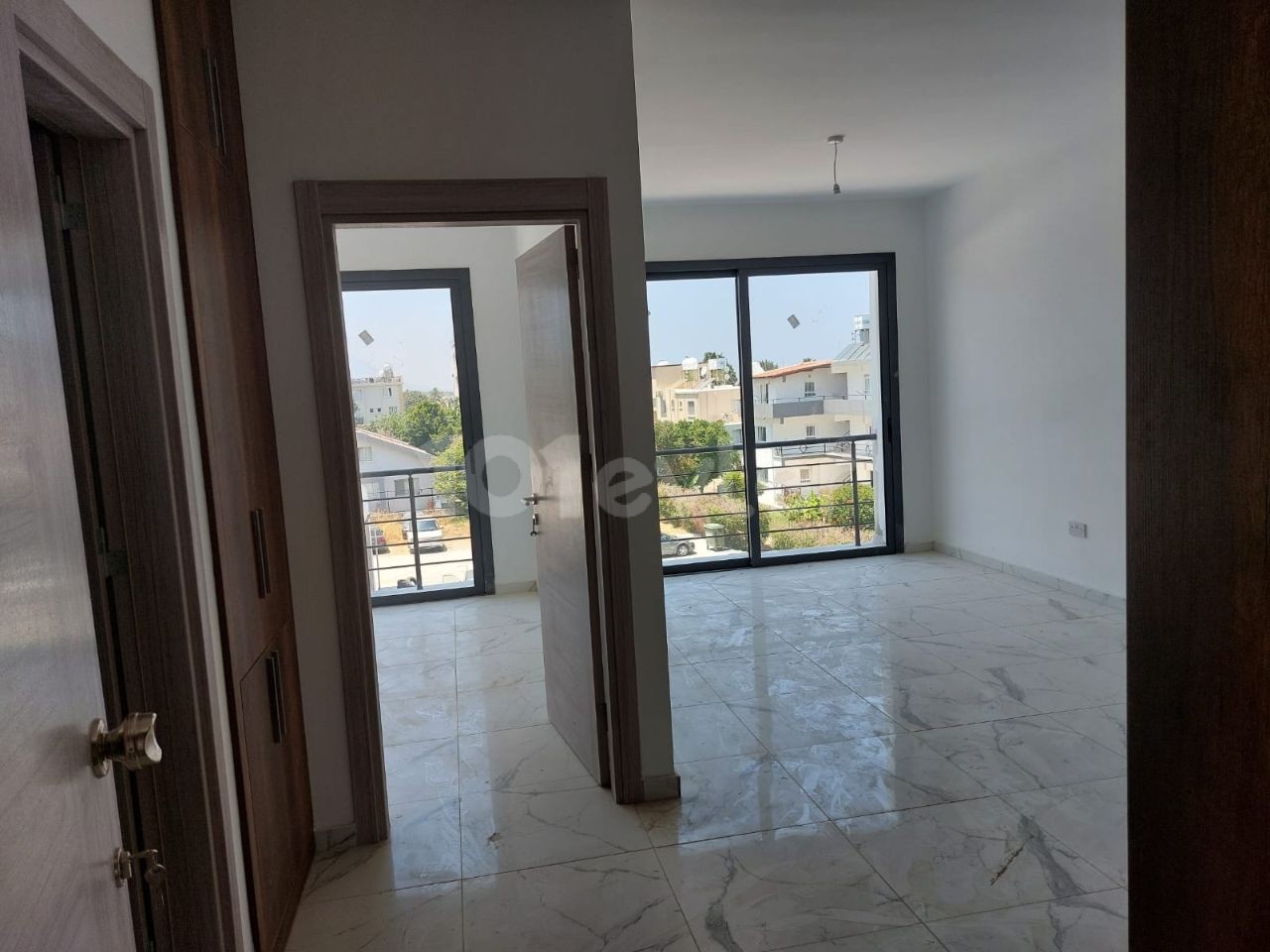 1+1 WOHNUNG ZUM VERKAUF IN DER REGION KYRENIA KARAOĞLANOĞLU