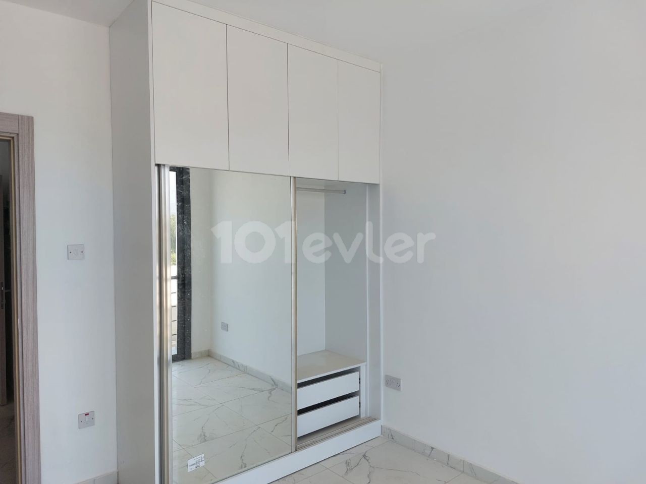 GİRNE KARAOĞLANOĞLU BÖLGESİNDE 1+1 SATILIK DAİRE