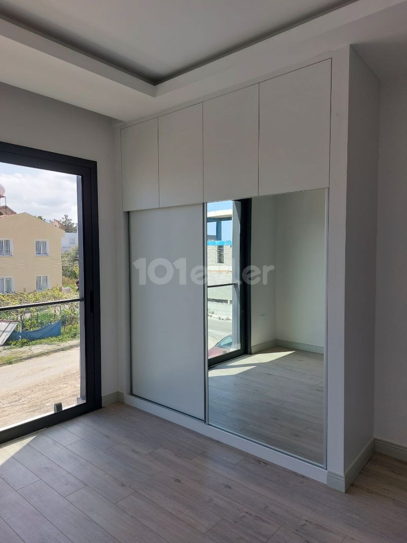 LETZTE VILLA ZUM VERKAUF 3+1 IN EINEM LUXUSANLAGE IN KYRENIA ÇATALKÖY