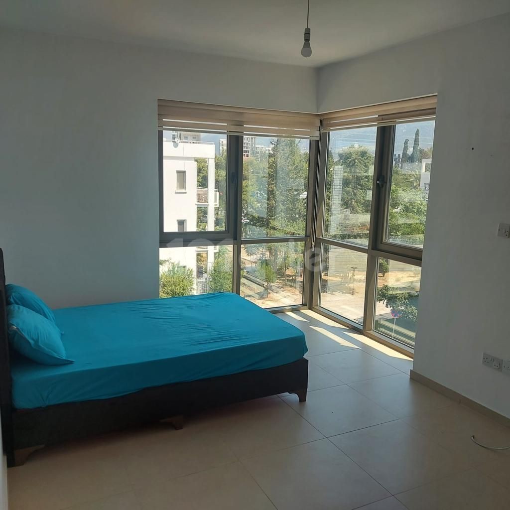 3+1 FURNISHED FLAT FOR SALE IN KYRENIA CENTER