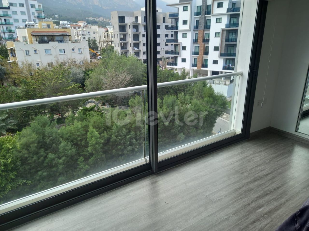 Flat To Rent in Girne Merkez, Kyrenia