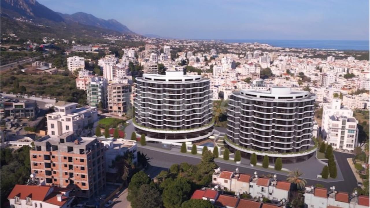 1+1 APARTMENT IN THE COMFORT OF HOTEL IN A LUXURIOUS COMPLEX IN THE CENTER OF KYRENIA