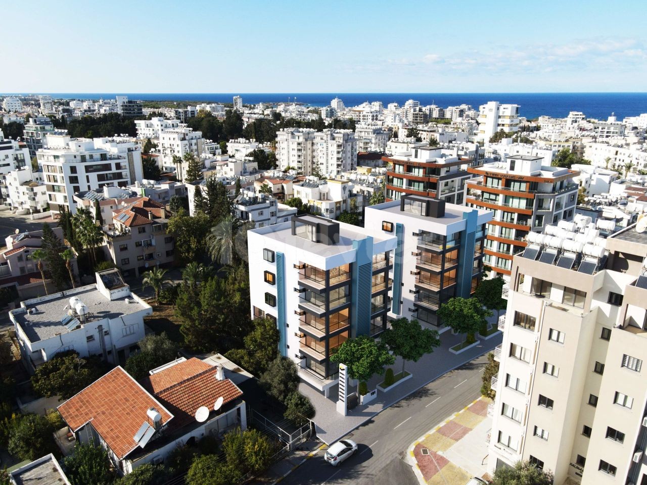 LUXURIOUS 2+1 FLATS IN THE CENTER OF KYRENIA