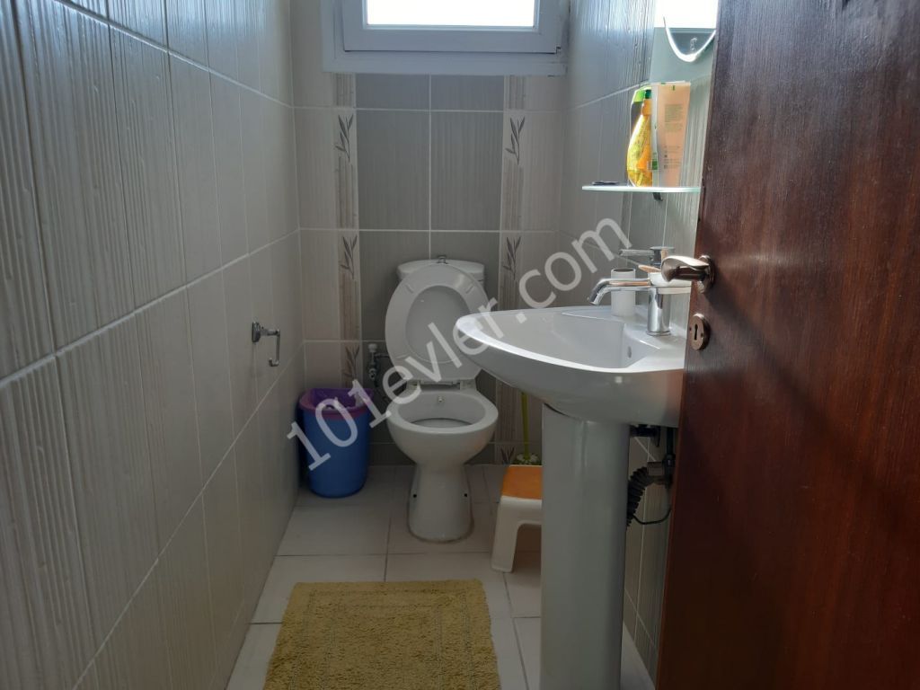 A SPACIOUS APARTMENT WITH A TURKISH COB IS FOR SALE IN LEFKOŞA KÖŞKLÜÇIFTLIK, 3+ 1 ** 