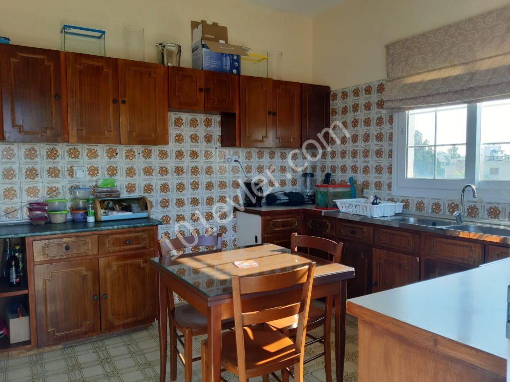 A SPACIOUS APARTMENT WITH A TURKISH COB IS FOR SALE IN LEFKOŞA KÖŞKLÜÇIFTLIK, 3+ 1 ** 