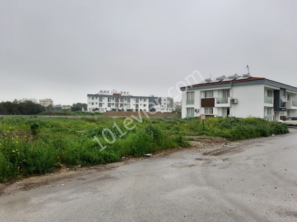 Residential Zoned Plot For Sale in Küçük Kaymaklı, Nicosia