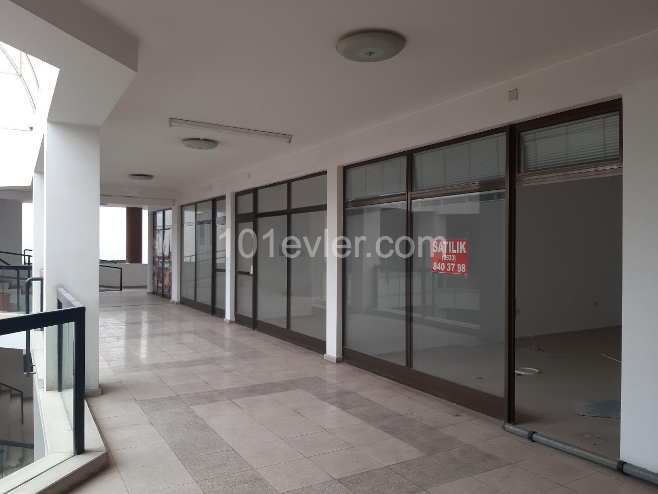 42 SQUARE METER OFFICE/SHOP WITH TURKISH COB IN YENIŞEHIR, NICOSIA, MUHTAR YUSUF GALLERIA BUSINESS CENTER ** 