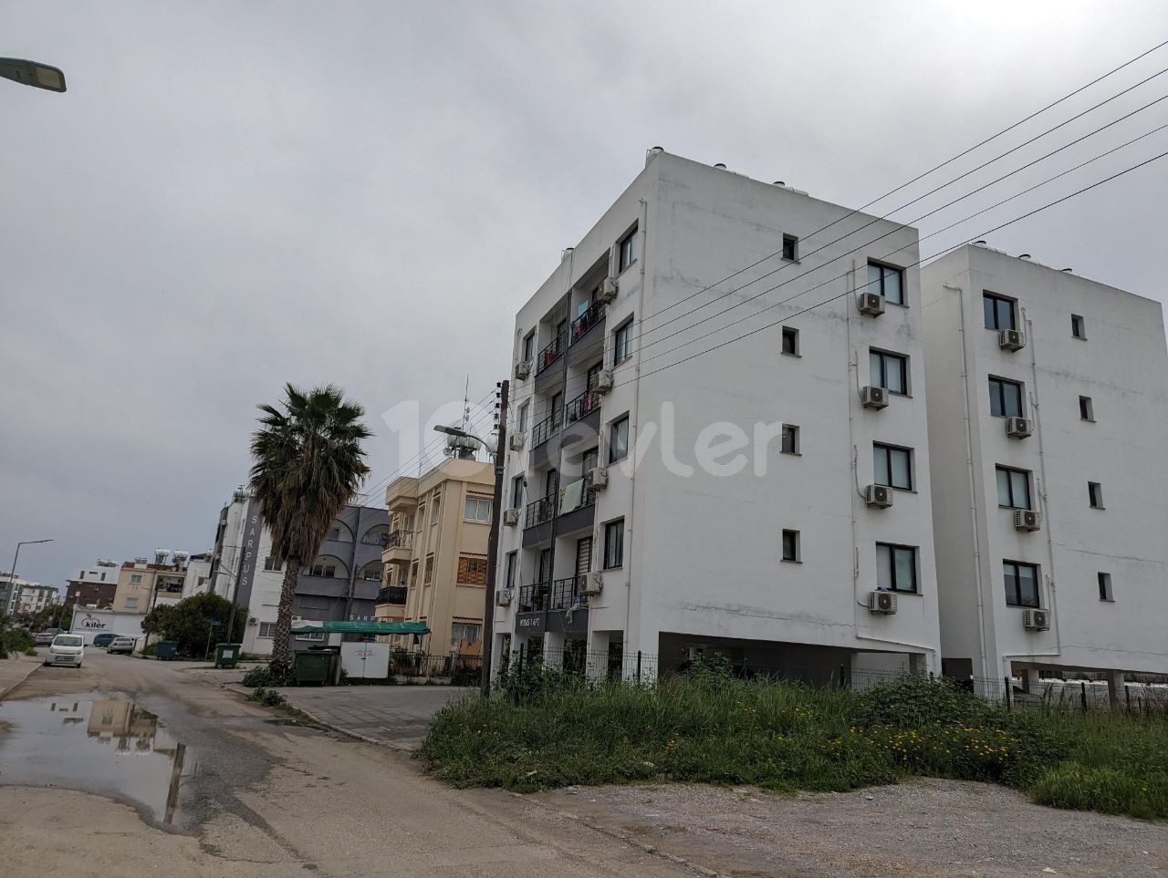 IN KÜÇÜKKAYMAKLI, TURKISH COB, 2+1, SUITABLE FOR BOTH USE AND INVESTMENT, 80 SQUARE METERS, FULLY FURNISHED, ELEVATOR, VERY GOOD LOCATION AND NEW CONDITION APARTMENT