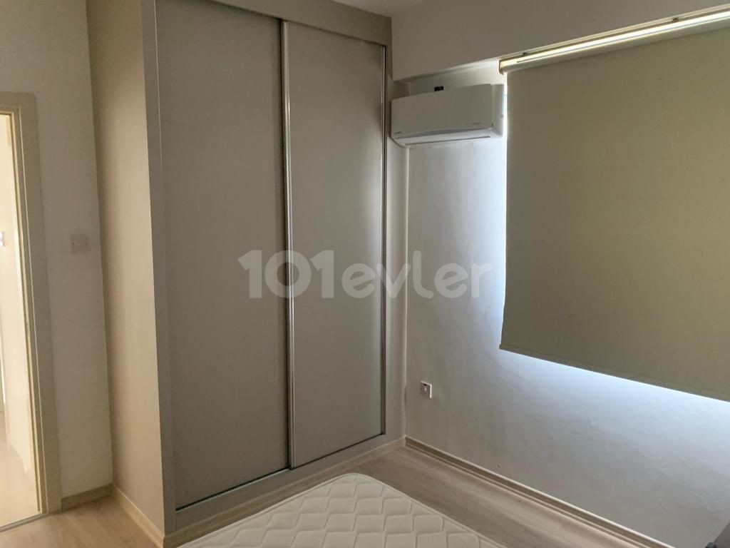 IN KÜÇÜKKAYMAKLI, TURKISH COB, 2+1, SUITABLE FOR BOTH USE AND INVESTMENT, 80 SQUARE METERS, FULLY FURNISHED, ELEVATOR, VERY GOOD LOCATION AND NEW CONDITION APARTMENT