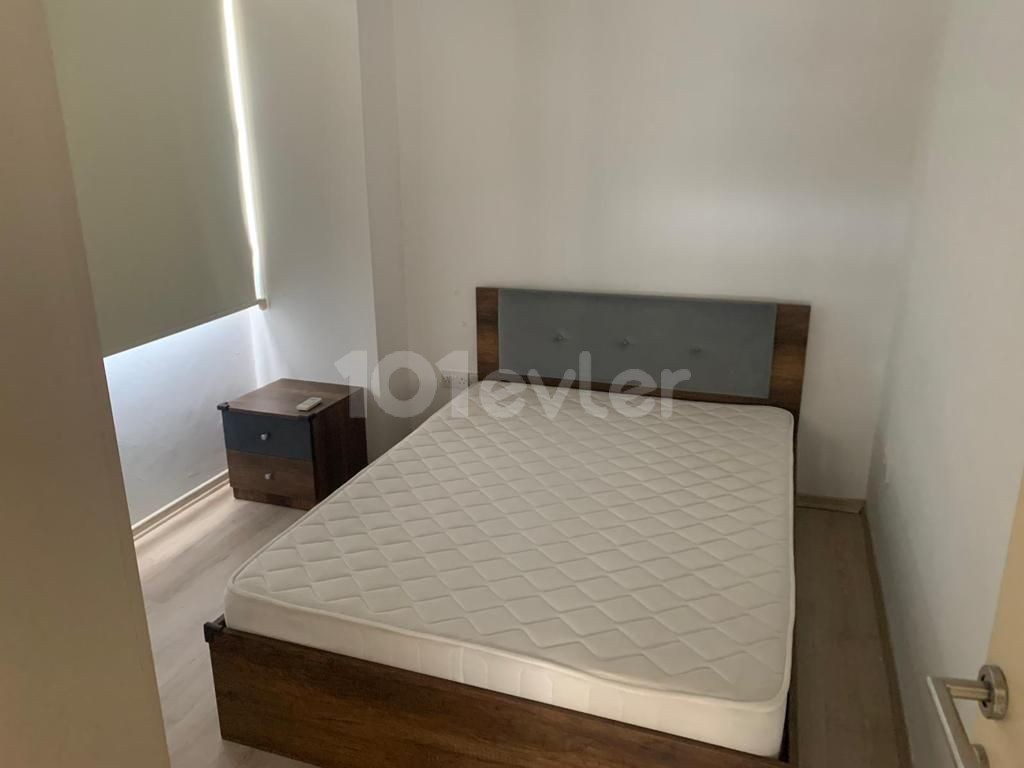 IN KÜÇÜKKAYMAKLI, TURKISH COB, 2+1, SUITABLE FOR BOTH USE AND INVESTMENT, 80 SQUARE METERS, FULLY FURNISHED, ELEVATOR, VERY GOOD LOCATION AND NEW CONDITION APARTMENT