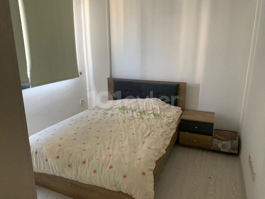 IN KÜÇÜKKAYMAKLI, TURKISH COB, 2+1, SUITABLE FOR BOTH USE AND INVESTMENT, 80 SQUARE METERS, FULLY FURNISHED, ELEVATOR, VERY GOOD LOCATION AND NEW CONDITION APARTMENT