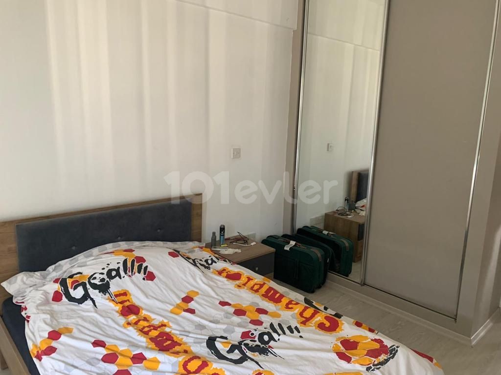 IN KÜÇÜKKAYMAKLI, TURKISH COB, 2+1, SUITABLE FOR BOTH USE AND INVESTMENT, 80 SQUARE METERS, FULLY FURNISHED, ELEVATOR, VERY GOOD LOCATION AND NEW CONDITION APARTMENT