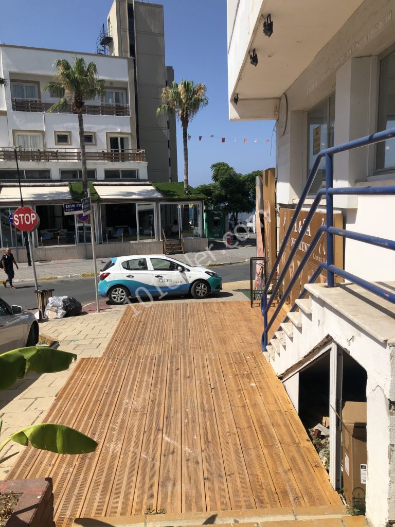 Girne Limanı Dome Hotel Yanı Taxi Durağı Karşısında Sahibinden Kiralık Dükkan