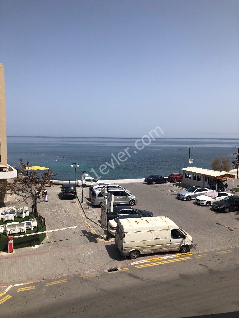 Flat To Rent in Aşağı Girne, Kyrenia