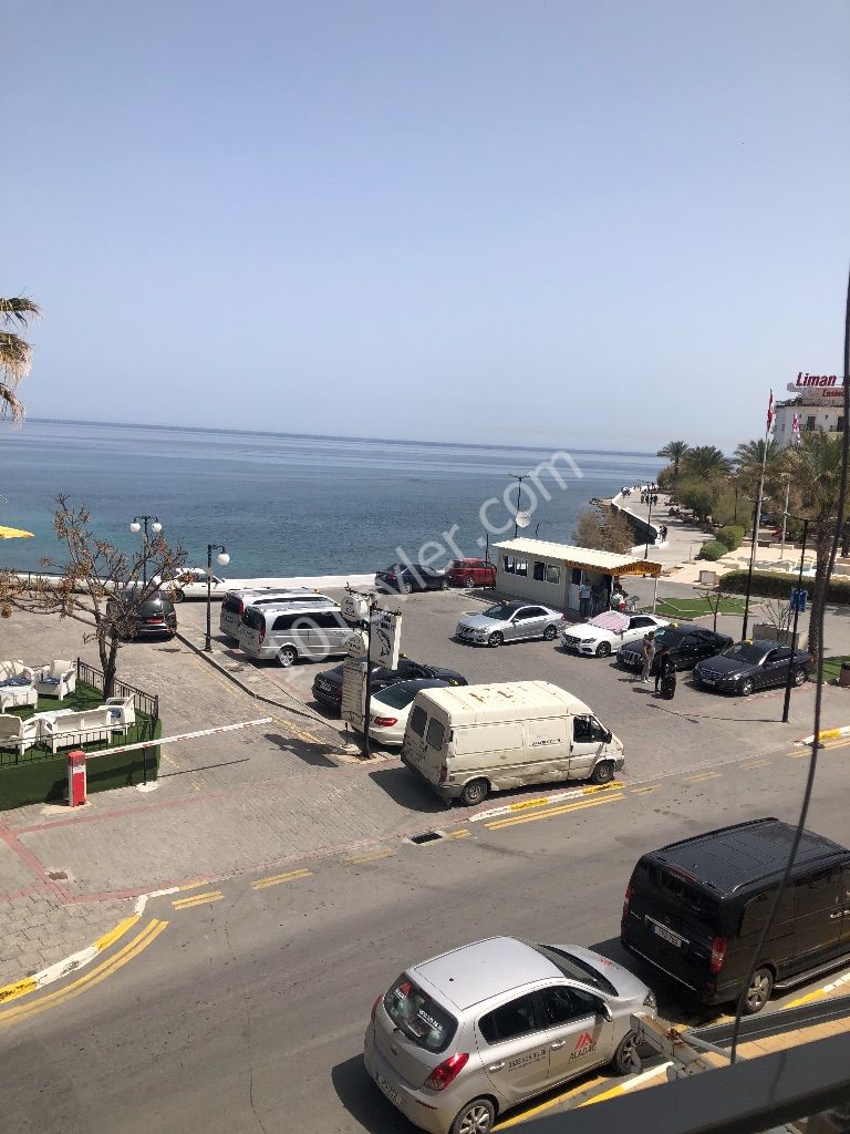 Flat To Rent in Aşağı Girne, Kyrenia