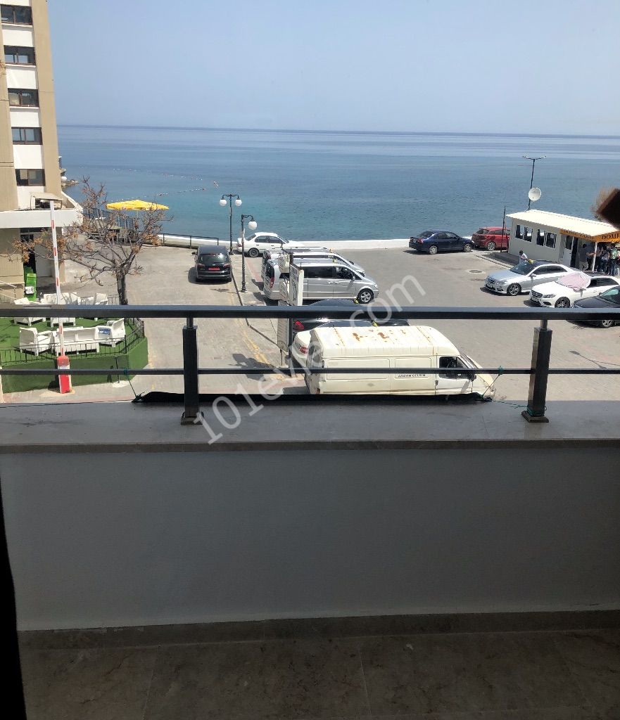 Flat To Rent in Aşağı Girne, Kyrenia