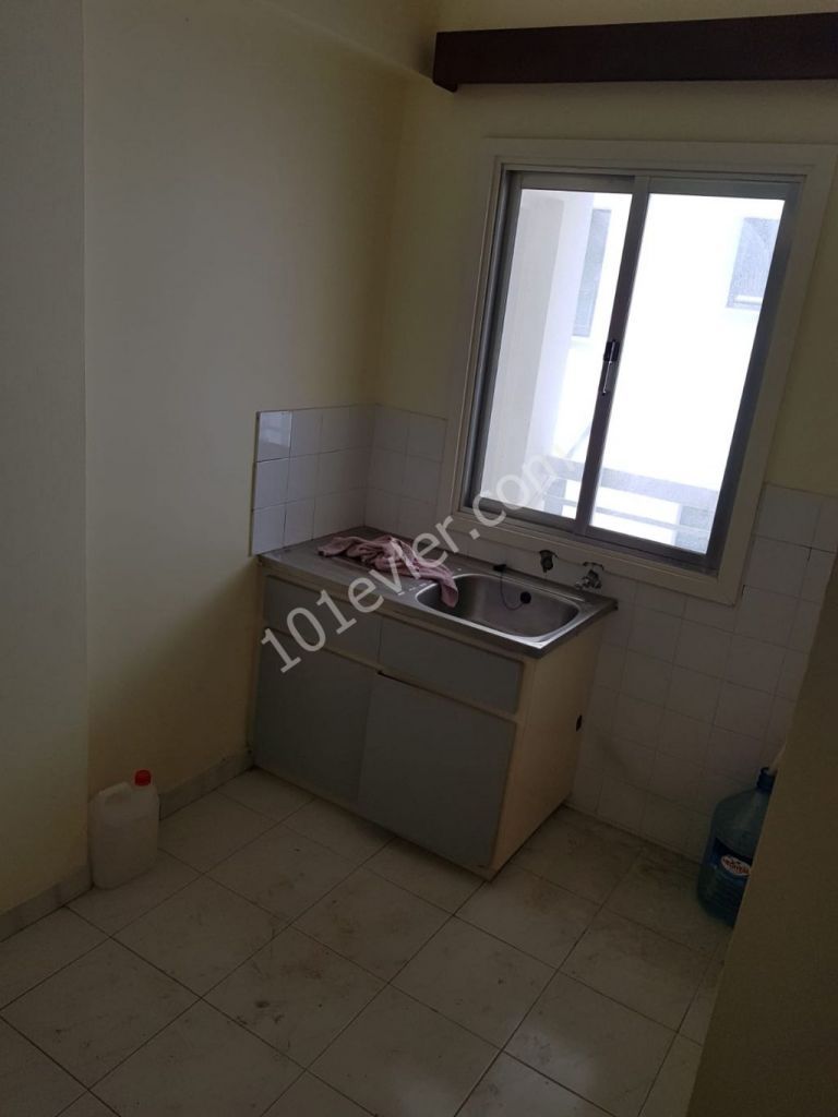 Flat For Sale in Girne Merkez, Kyrenia