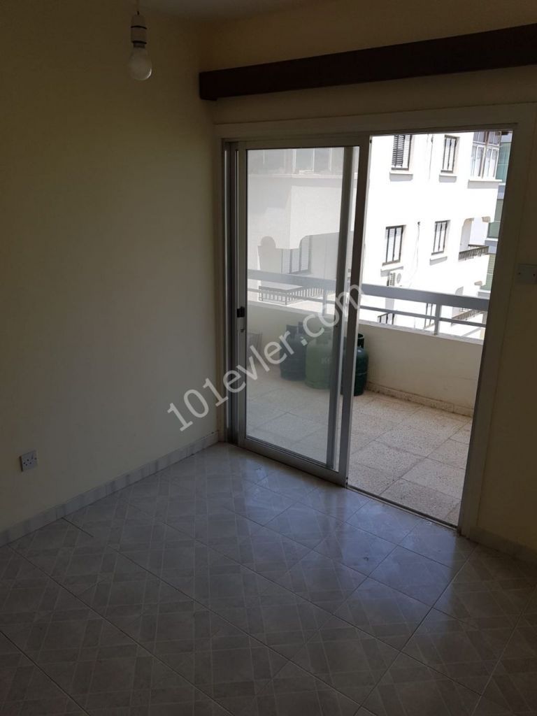 Flat For Sale in Girne Merkez, Kyrenia