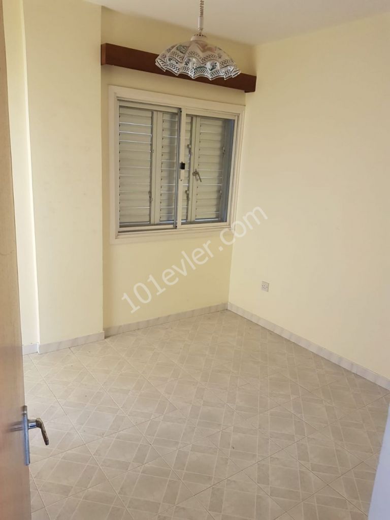 Flat For Sale in Girne Merkez, Kyrenia