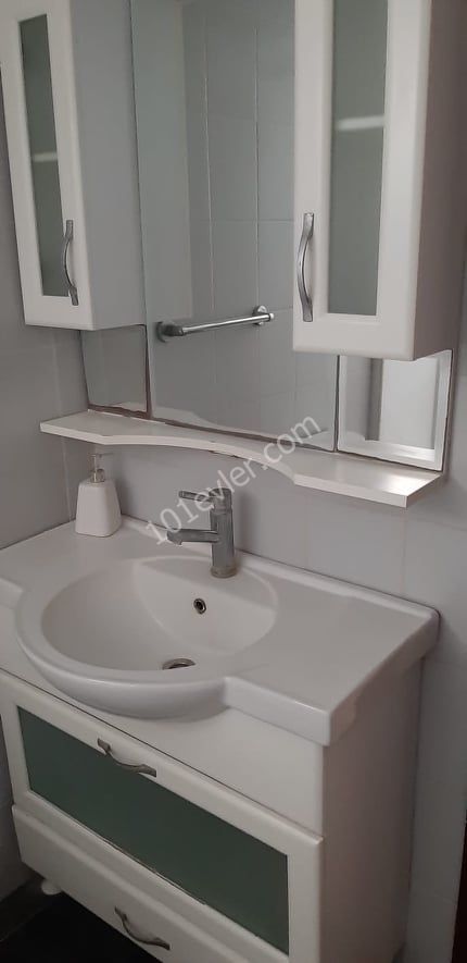 Lefkoşa Metropol bölgesinde kiralık 3+1 eşyalı daire