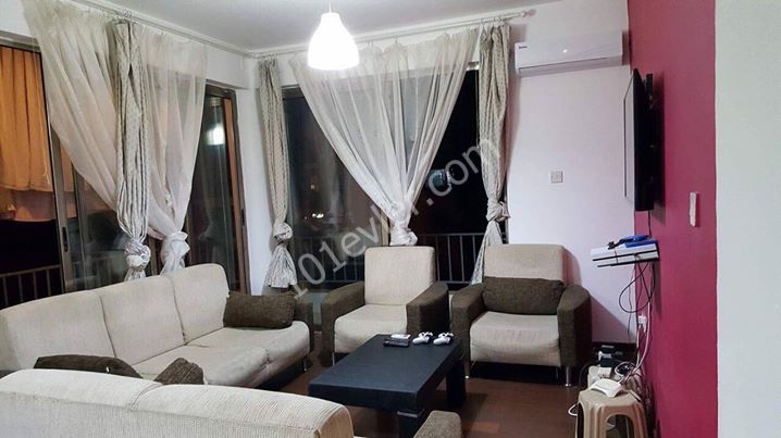 Girne Merkezde Günlük kiralık 2+1 daire