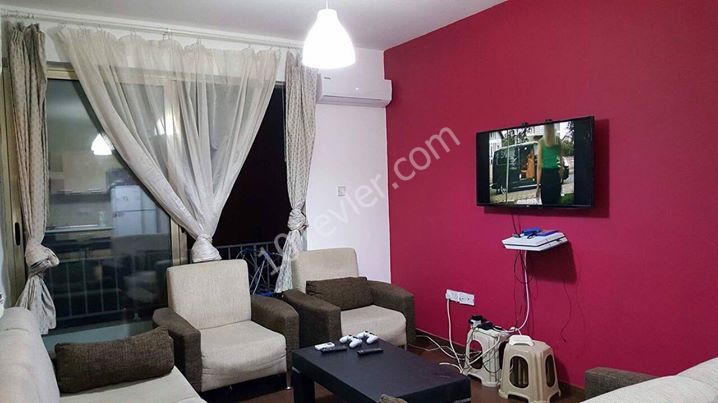 Girne Merkezde Günlük kiralık 2+1 daire