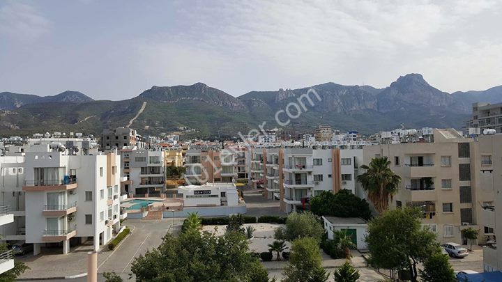 Girne Merkezde Günlük kiralık 2+1 daire