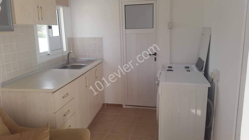 Dikmen'de kiralık 2+1 eşyalı müstakil ev