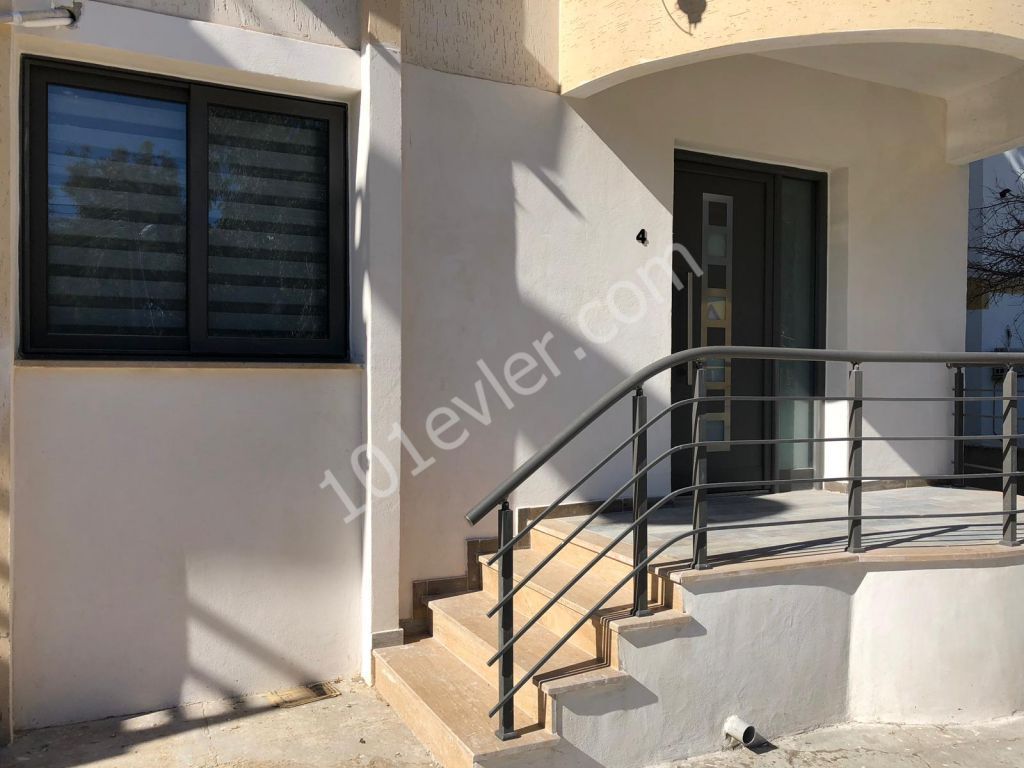 Flat To Rent in Girne Merkez, Kyrenia