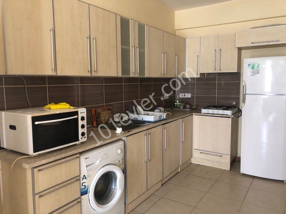 Girne Merkez'de kiralık eşyalı 2+1 daire