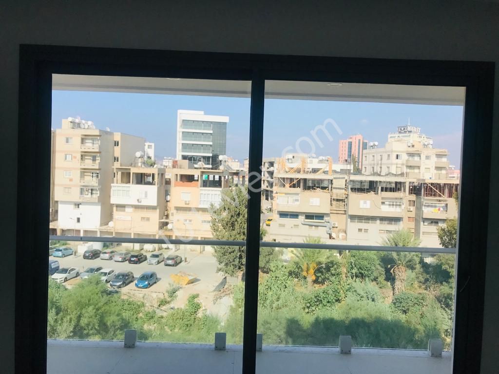 Flat To Rent in Köşklüçiftlik, Nicosia