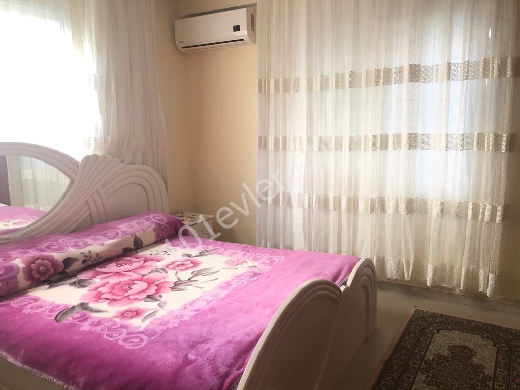 Girne Merkezde 3+1 eşyalı daire