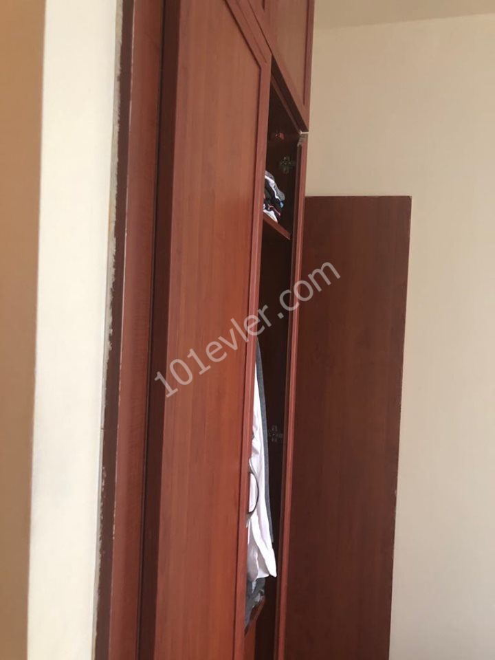 Girne Merkezde 3+1 eşyalı daire