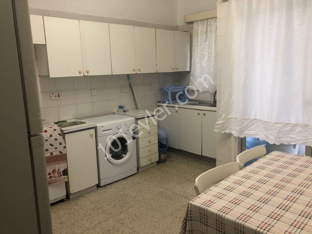 Lefkoşa Devlet hastane bölgesi kiralık 3+1 daire