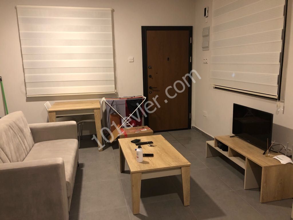 Flat To Rent in Karaoğlanoğlu, Kyrenia