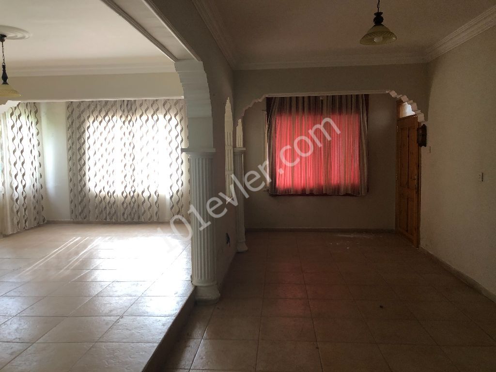 Detached House To Rent in Karakum, Kyrenia